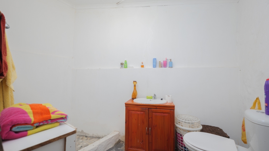 5 Bedroom Property for Sale in Napier Western Cape